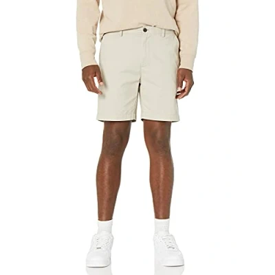Bild av Amazon Essentials herr Slim Fit 7 tum kort, sten, 31