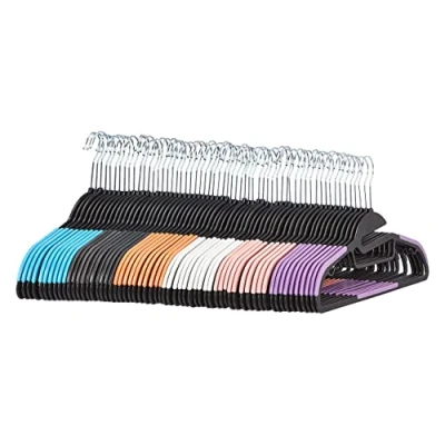 Bild av Amazon Basics Utrymmesbesparande, halkfri plasthängare med 10 klämmor, 60 pack, flerfärgad