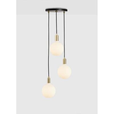 Bild av Tala hängande lampa Trippel Pendel rund E27 opal svart/mässing