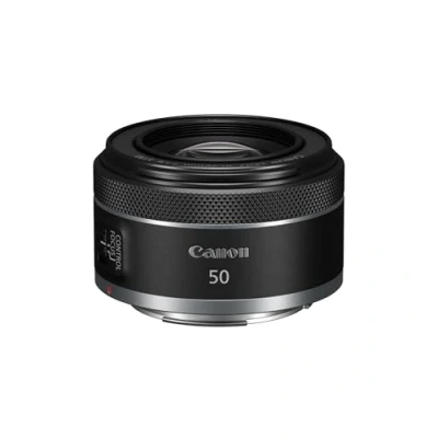 Bild av Canon RF 50 mm F1.8 STM objektiv kompakt och lätt, hög ljusintensitet på 1:1,8, kompatibel med alla kameror i EOS R serien svart
