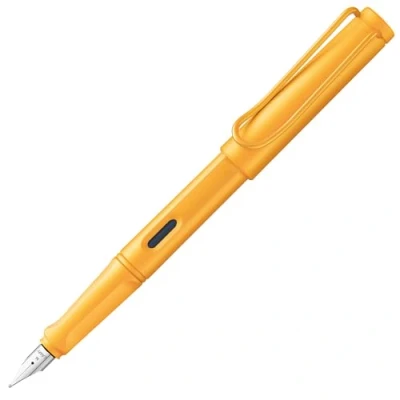 Bild av LAMY safari candy reservoarpenna 021 modern i mango färg med ergonomiskt handtag och tidlös design fjäderstyrka F specialmodell