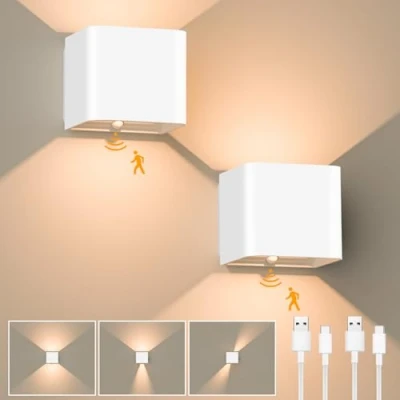 Bild av GuKKK vägglampa inomhus med rörelsedetektor, 2 stycken batterivägglampor, 3 000 K varm vit LED väggbelysning, trådlös strömbrytare, justerbar strålvinkel för