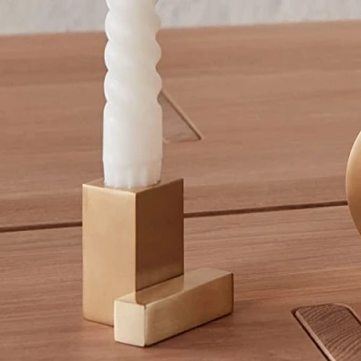 Bild av OYOY LIVING Square Solid Brass Candleholder Ljusstake Brushed H5 x L5 W4 cm