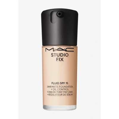 Bild av MAC Studio FIX Fluid SPF15 Foundation, Storlek: 30 ml, Nc5