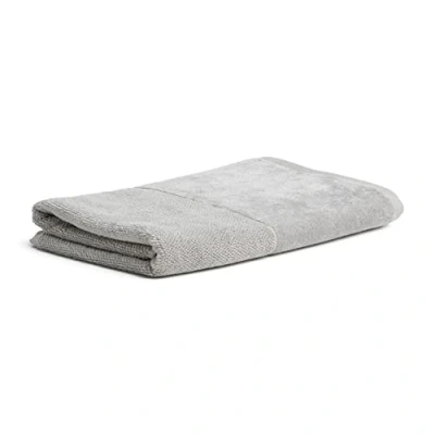 Bild av möve Bamboo Luxe duschhandduk 80 x 150 cm tillverkad av 60% bomull/40% viskos bambutassa, silvergrå
