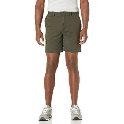 Bild av Amazon Essentials herr Slim Fit 7 tum kort, oliv, 30