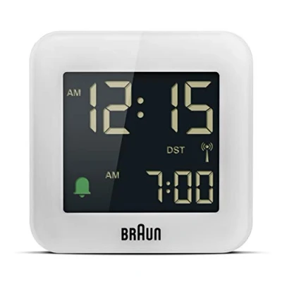 Bild av Braun Digital Radio Controlled Travel Alarm Clock For Central European Time Zone (DCF) with Snooze, Compact Size, Negative LCD Display, Quick Set, Crescendo Beep in White, model BC08W DCF.