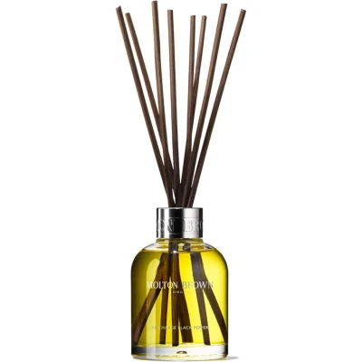 Bild av Molton Brown Aroma Reeds Re Charge Black Pepper 150 ml