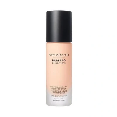 Bild av BareMinerals BarePro 24HR Wear Matte Liquid Foundation SPF 20 Fair 10 Neutral 30 ml