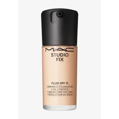 Bild av MAC Studio FIX Fluid SPF15 Foundation, Storlek: 30 ml, Nc12
