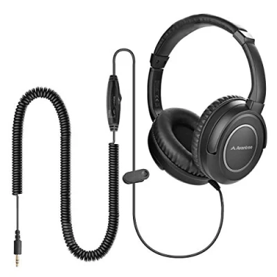 Bild av Avantree HF039 långa lindade sladdhörlurar för TV, 5 m utökad räckvidd, over ear hörlurar, 3,5 mm ljudutgång, stereoljudhörlurar med spiralspole, in line volymkontroll