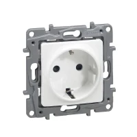 Bild av Legrand Niloe 2x2 schuko socket outlet white