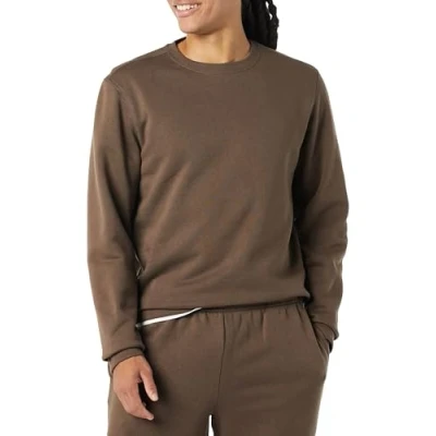 Bild av Amazon Essentials Men&#039;s Fleecetröja med rund hals (finns i Big &amp; Tall), Mellanbrun, M