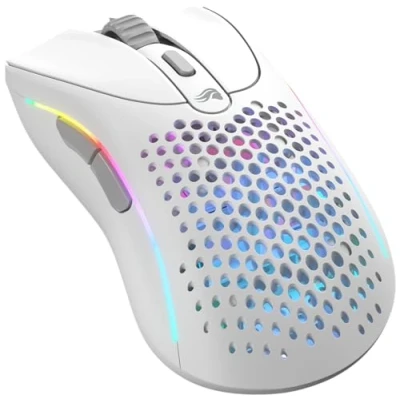 Bild av Glorious Gaming Model D 2 Wireless trådlös gamingmus ergonomisk, superlätt 66 g, upp till 210 timmars batteritid, optisk 26K sensor, 6 programmerbara knappar, 80 miljoner klick, fps, moba vit