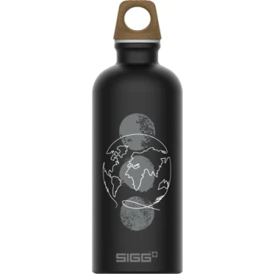 Bild av SIGG Traveller MyPlanet™ Direction vattenflaska (0,6 l), klimatneutral och läckagesäker drickflaska, fjäderlätt drickflaska av aluminium, tillverkad i Schweiz