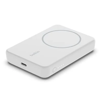 Bild av Belkin 5000mAh magnetisk trådlös powerbank, bärbar laddare, kompatibel med MagSafe, genomströmmande laddning, 7,5W uteffekt, 10W ineffekt och stativ, iPhone 15, 14, 13, 12, Vit