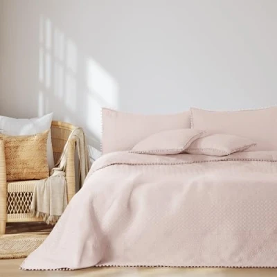 Bild av AmeliaHome Överkast med runda tofsar 170 x 270 cm sängöverkast dubbelsidig Ultrasonic quiltning polyester Meadore puderrosa