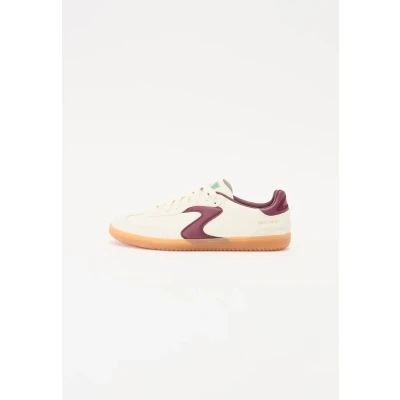 Bild av Skechers mäns Hotshot Pyke Trainer, Naturlig vinröd, 45.5 EU