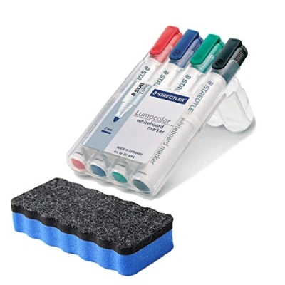 Bild av Staedtler 351 WP4 Lumocolor whiteboardmarkörer, 4 stycken i en justerbar box, sorterad färg bonusförpackning med blå släckare
