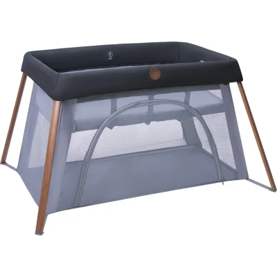Bild av Maxi Cosi Iris2, 2 i 1 Baby Resesäng, 0 3 år, 15 kg, Kompakt Sovlägen, Fönster på Sidan, Hopfällbar och Lätt Vikt, Utdragbar Madrass, Eco Care, Essential Graphite