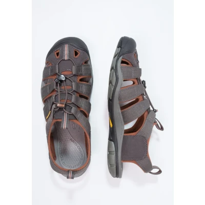 Bild av Keen Clearwater CNX Vandringssandaler Raven/tortoise shell, Storlek: 43, shell Skinn och textil