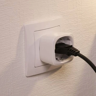 Bild av Paulmann ZigBee Smart Plug mellankontakt