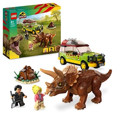 Bild av LEGO Jurassic Park Triceratopsforskning Byggleksak med Dinosaurie Minifigur, Byggset Leksakbil, Fira Filmens 30 års Jubileum, Present för Pojkar och Flickor från 8 år 76959