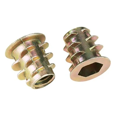 Bild av Förpackning med 50 stycken, M5 x 10 mm sexkantig mutter, gängad i zinklegering, zinklegering insatsmuttrar