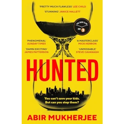 Bild av Hunted: &#039;Twists you won&#039;t see coming, nail biting suspense.&#039; Steve Cavanagh