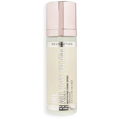 Bild av Makeup Revolution IRL All Day Filter Fixing Spray 95 ml
