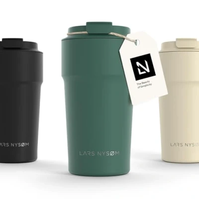 Bild av LARS NYSØM Thermo Kaffeebecher to go 500ml er Travel Mug 0,5 Liter med isolering Utsläppssäker rostfri termosmugg för kaffe och te på språng Teebecher (Pine Green, 500ml)