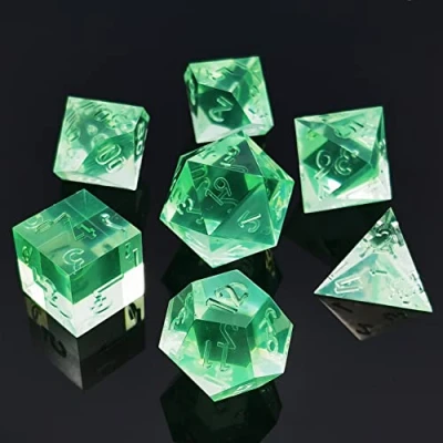 Bild av Bescon Crystal Clear (Unpainted) Sharp Edge DND Dice Set of 7, Razor Edged Polyhedral D&amp;D for Dungeons and Dragons Role Playing Games, MintGreen Color