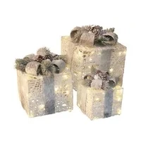 Bild av NORDIC WINTER Christmas gifts w/lights set of 3 pcs white