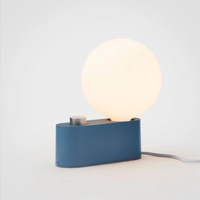 Bild av Tala bordslampa Alumina, klot, dim to warm, safirblå