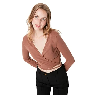 Bild av Trendyol Dam figursydd Wrapover dubbelknäppt stickad blus, Ljusbrunt, M
