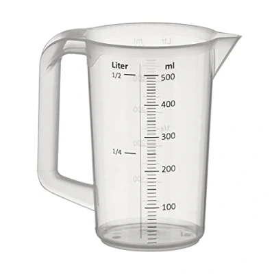 Bild av APS mätbägare 0,5 liter, Ø 9,5 x H: 14 cm, plastmugg med präglad mätskala på utsidan, stängt handtag, ml gradering, diskmaskinssäker