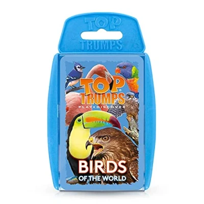 Bild av Top Trumps Birds of the World Classics kortspel, upptäck några intressanta fakta i detta pedagogiska packade spel inklusive Blue Jay&#039;s Wingspan, 2 plus spelare blir en fantastisk present för åldrarna