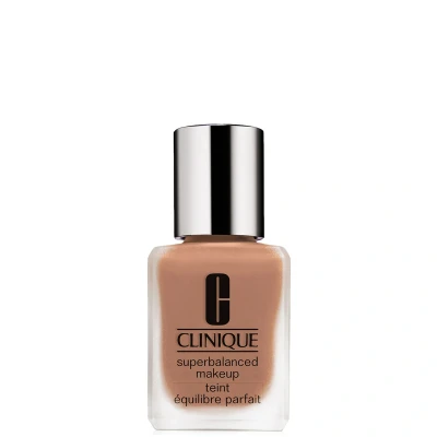 Bild av Clinique Superbalanced Make up 12 Honeyed Beige/CN73 Beige 30 ml