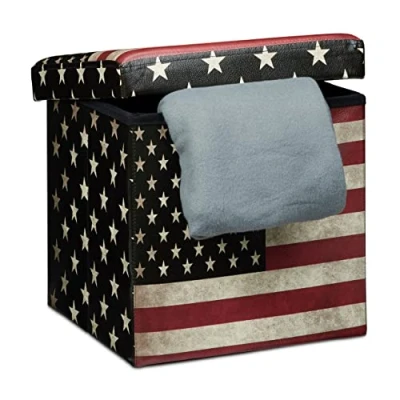 Bild av Relaxdays hopfällbar ottoman 38 cm robust sittkub med trendiga motiv som praktiskt fotstöd sammanvikbart fuskläder skydd för förvaringsbox puff avtagbart lock, USA, flerfärgad, x