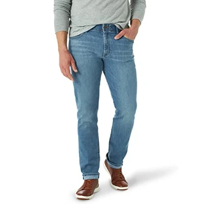 Bild av Lee Performance Series Extreme Motion jeans med rak passform, avsmalnande ben, Scott, 36W x 30L