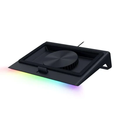 Bild av Razer Laptop Cooling Pad Smart kyldyna för 14&#039; 18&#039; bärbara datorer lufttät tryckkammare (anpassningsbara fläktkurvor, 3 portars USB A hubb, avtagbara multifunktionsknappar) Svart