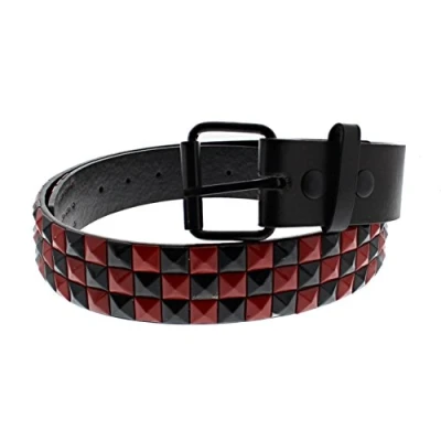 Bild av Blockerat bälte med 3 rader pyramid studs svart / röd En storlek Zacs Alter Ego