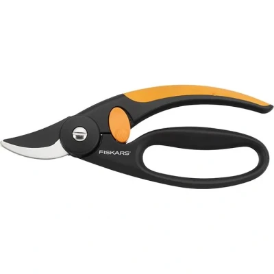 Bild av Fiskars Fingerloop Bypass Pruner P44
