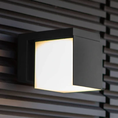 Bild av LUTEC LED utomhusvägglampa Cuba, 1 lampor, svart 3 000 K