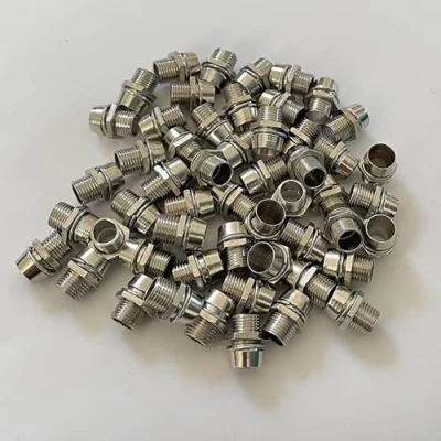 Bild av LUMETHEUS LED sockel 3 mm metall silver 25 stycken set hållare/sockel för lysdioder lamphållare med gängade monteringsringar