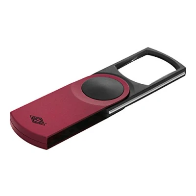 Bild av Wedo 2717602 Lysförstoringsglas Swing It plast, 3 vägs förstoring, svängbar lins, automatiskt LED ljus 11, 2 x 5, 0 1, cm, inklusive batterier, röd metallic