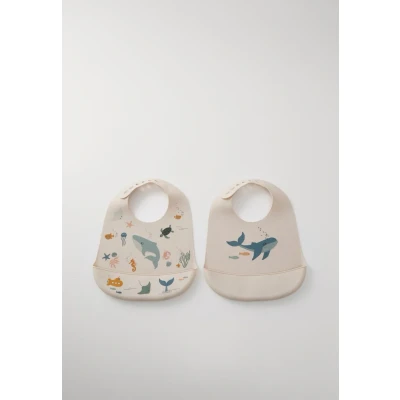 Bild av LIEWOOD Tilda Haklapp med Tryck 2 Pack, Sea Creature/Sandy