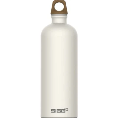 Bild av SIGG drickflaska i aluminium Traveller MyPlanet Forward klimatneutral certifierad kolsyrade drycker läckagesäker fjäderlätt BPA fri utomhus och yoga matt vit 1 l