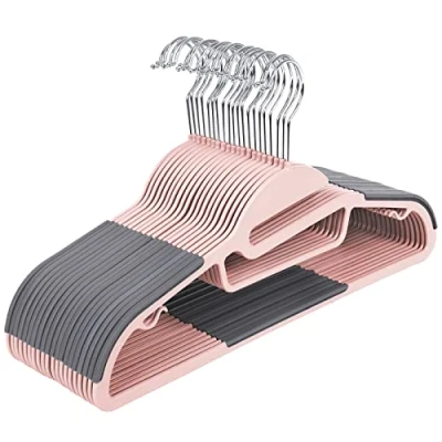 Bild av Songmics klädgalgar i plast, set om 20 stycken, U formad öppning, halkfri, utrymmesbesparande, 0,5 cm tjock, 41,5 bred, 360 vridbar krok, rosa mörkgrå CRP041P01
