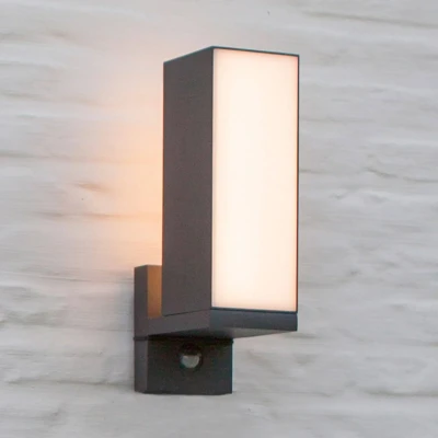 Bild av LUTEC LED utomhusvägglampa Cuba, sensor 1 lampa antracit